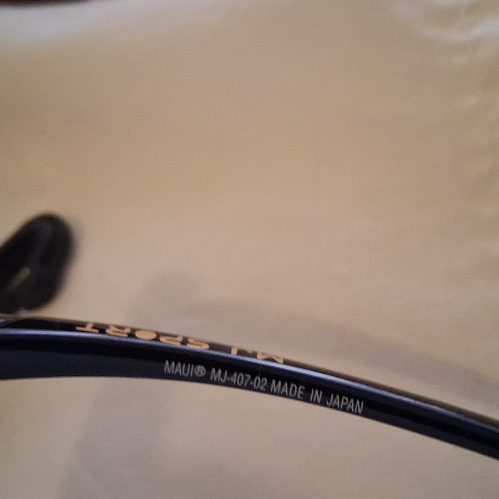 Maui Jim Black Sunglasses Pouch - Picture 2 of 10